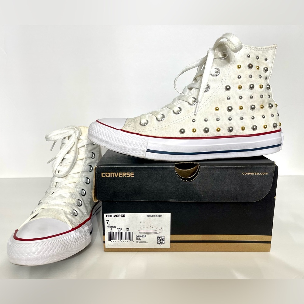 EUC Converse Chuck Taylor Sz 7 Ivory Gold & Silver Studded Hi-Tops